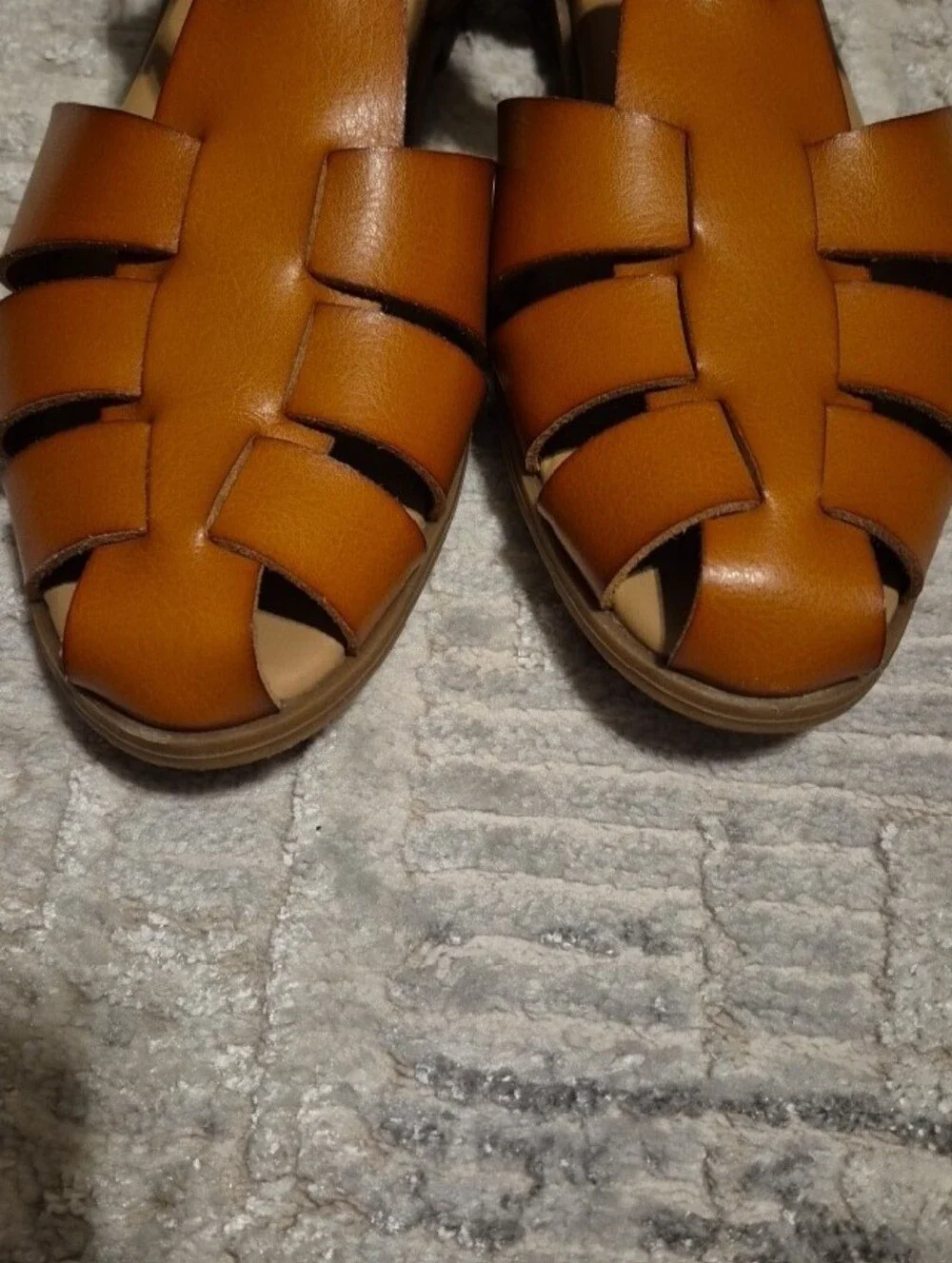 Old NAVY Women Tan Closed-Toe Fisherman Sandals
